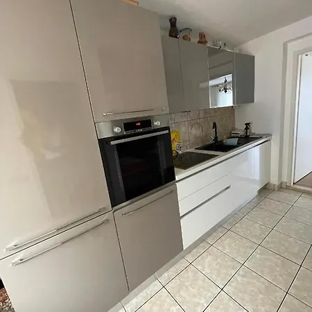 Anamarija * Makarska