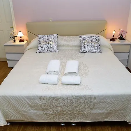 Anamarija * ماكارسكا