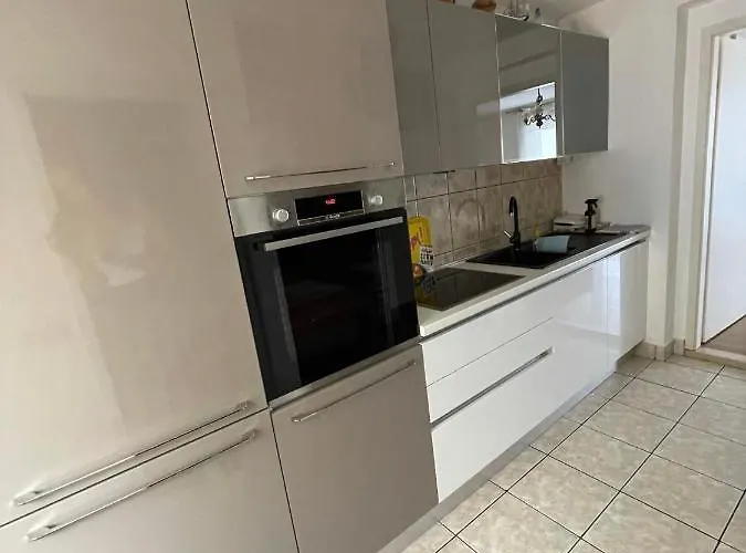 Anamarija * Makarska