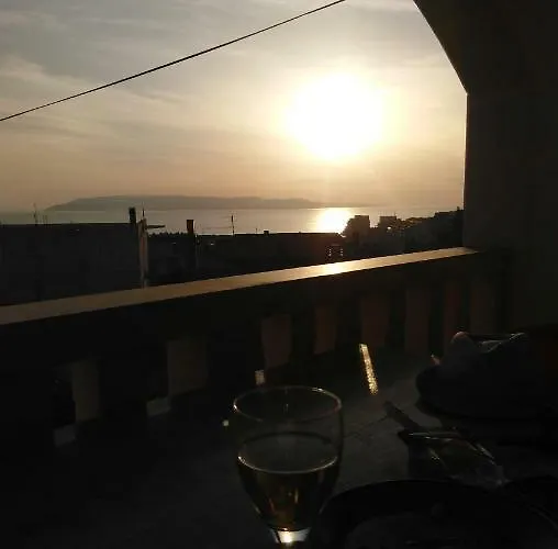 Anamarija Apartman *