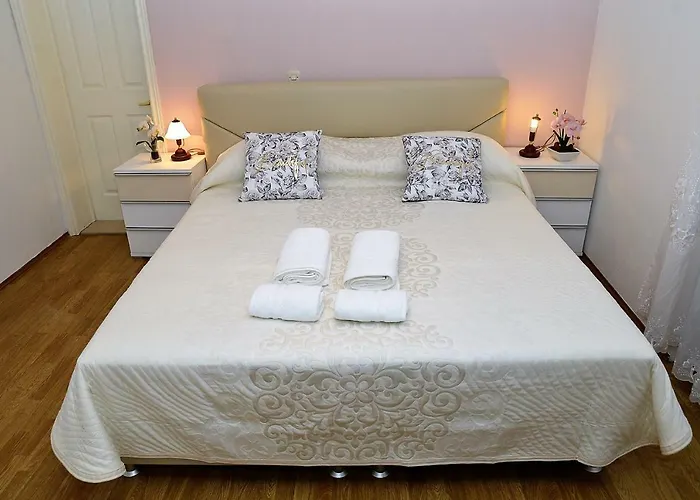 Anamarija * Makarska